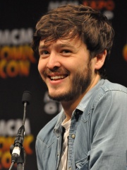 Photo of Alexander Vlahos