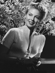 Photo of Janis Carter