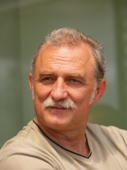 Photo of Lazar Ristovski