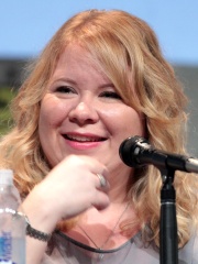 Photo of Julie Plec