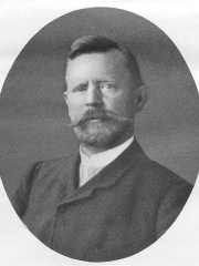 Photo of Carl Humann