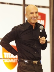 Photo of Robin Sharma