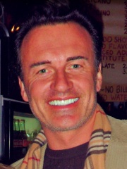 Photo of Julian McMahon