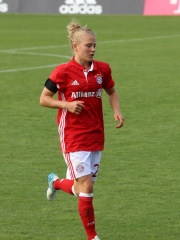 Photo of Leonie Maier