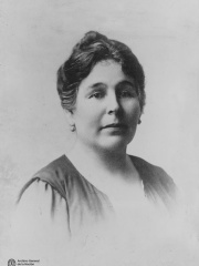 Photo of Elvira Rawson de Dellepiane