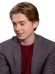 Photo of Austin Abrams