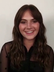 Photo of Emilia Jones