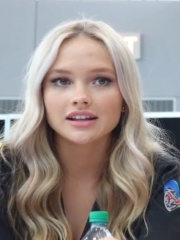 Photo of Natalie Alyn Lind