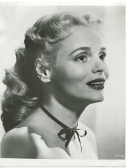 Photo of Marie Wilson