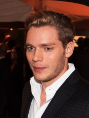 Photo of Dominic Sherwood