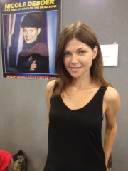 Photo of Nicole de Boer