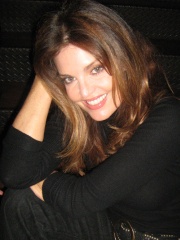 Photo of Tracy Scoggins