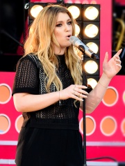 Photo of Ella Henderson