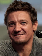 Photo of Jeremy Renner