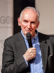 Photo of Alan Lee