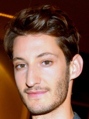 Photo of Pierre Niney