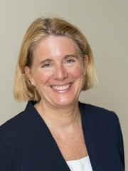 Photo of Jacqueline Hewitt