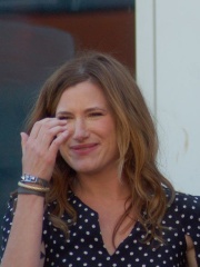 Photo of Kathryn Hahn