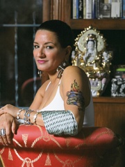 Photo of Sandra Cisneros