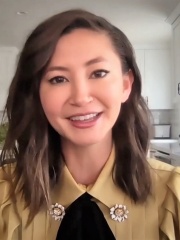 Photo of Kimiko Glenn