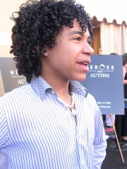 Photo of Noah Gray-Cabey