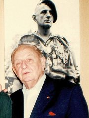 Photo of Marcel Bigeard