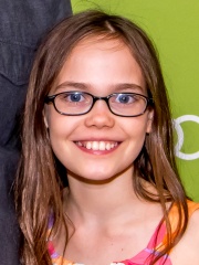 Photo of Oona Laurence