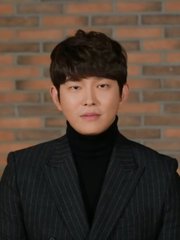 Photo of Yoon Kyun-sang