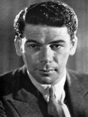 Photo of Paul Muni