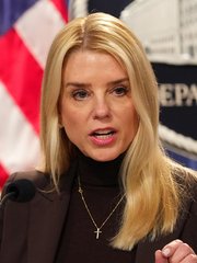 Photo of Pam Bondi
