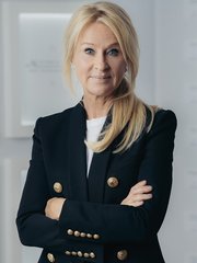 Photo of Annika Falkengren