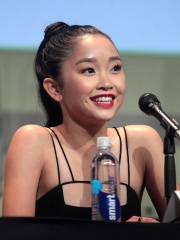 Photo of Lana Condor