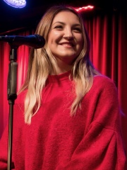 Photo of Julia Michaels