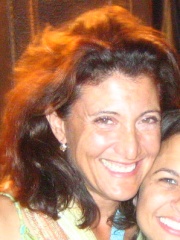 Photo of Amy Aquino