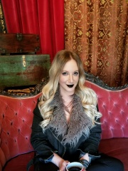 Photo of Leigh Bardugo