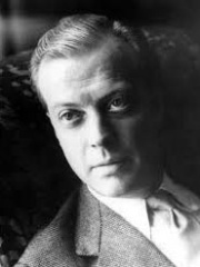 Photo of Eric Ambler