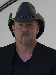 Photo of Trace Adkins