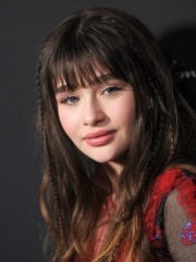 Photo of Malina Weissman