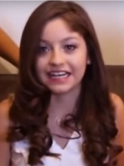 Photo of Karol Sevilla