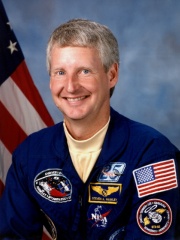 Photo of Steven Hawley