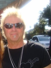 Photo of Joey Kramer