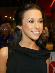 Photo of Lacey Chabert