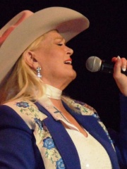 Photo of Lynn Anderson