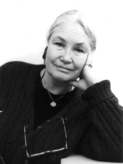 Photo of Ellen Schwiers