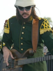 Photo of Les Claypool