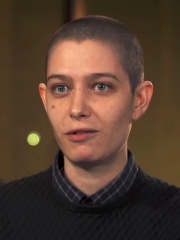 Photo of Asia Kate Dillon