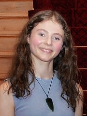 Photo of Thomasin McKenzie