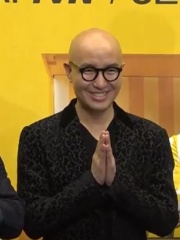 Photo of Hong Seok-cheon