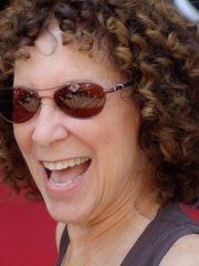 Photo of Rhea Perlman