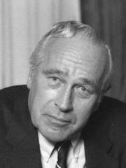 Photo of Robert Ludlum